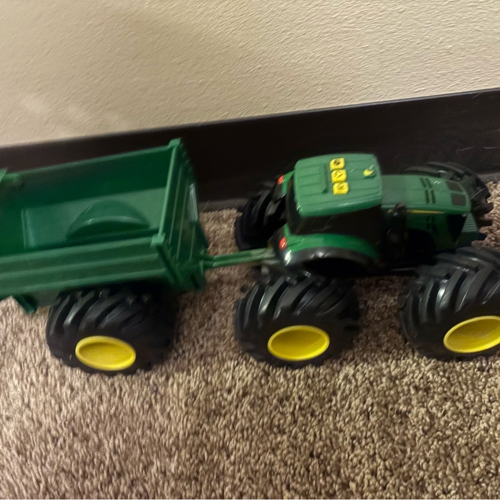 John Deere Green and Yellow Toy Tractor with Tipping Trailer